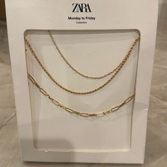 Zara set necklace Monday to Friday 🔥🔥 NWT - Picture 1 of 3